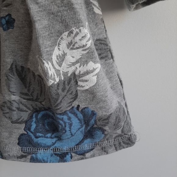 𝅺Joe Fresh Floral Print Grey Sweatshirt Dress size 5 - Picture 5 of 11